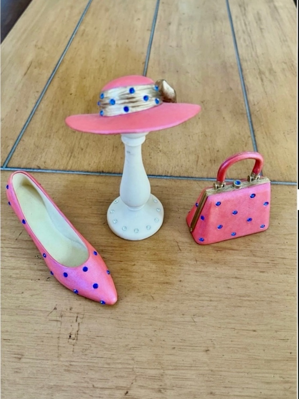 Set Of Vintage Figurines, Gwendoline
Collection By Classic Couture.